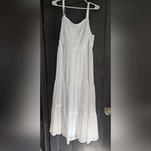 torrid Dresses & Skirts - Plus Size 2 Torrid White Textured Dress